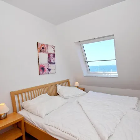 Hafennahe Mit Balkon Und Meerblick - Hafenhaeuser Wiek 06