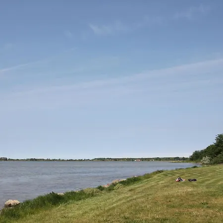 아파트 Hafenhaeuser Wiek Ferienwohnung 06 Wiek auf Rügen